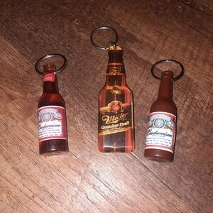 Budweiser and Miller Keychain Set